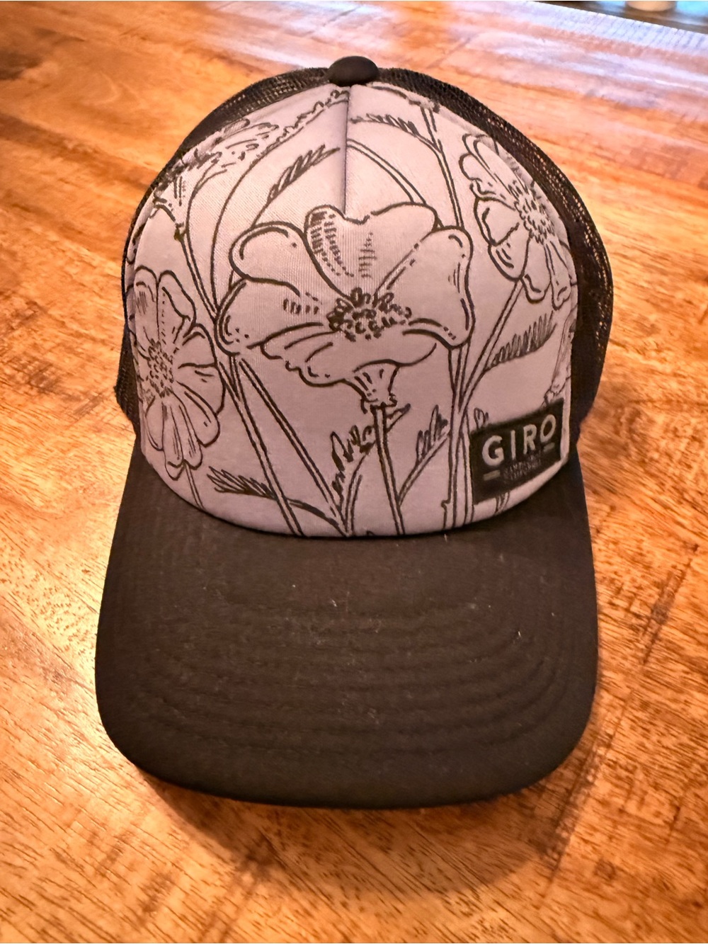 Giro Women's Black and White Floral Trucker Hat